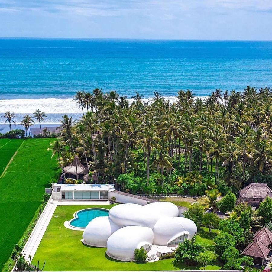 The Cloud Beachfront Villa Tabanan المظهر الخارجي الصورة
