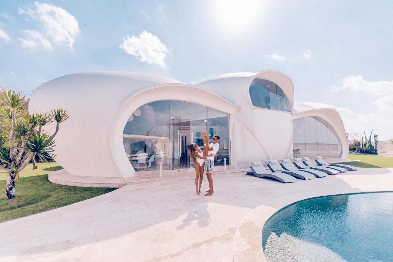 The Cloud Beachfront Villa Tabanan المظهر الخارجي الصورة